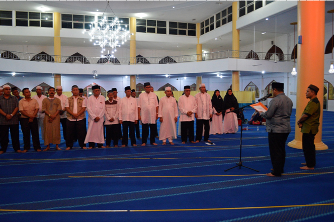 Camat Mandau Lantik Kepengurusan Masjid Besar Arafah Periode 2018-2021
