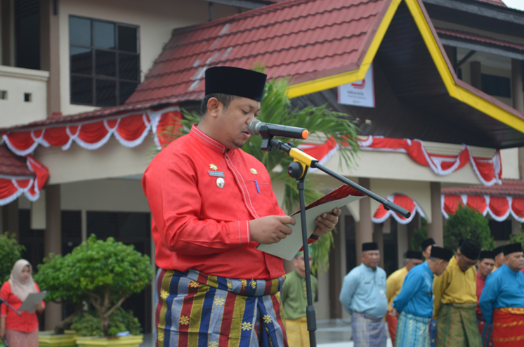 Camat Mandau Pimpin Apel HUT Riau ke-61 di Kecamatan Mandau