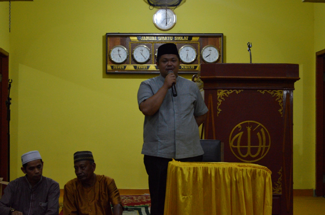 Safari Sholat Berjama’ah Perdana, Riki Rihardi ke Masjid Babul Huda